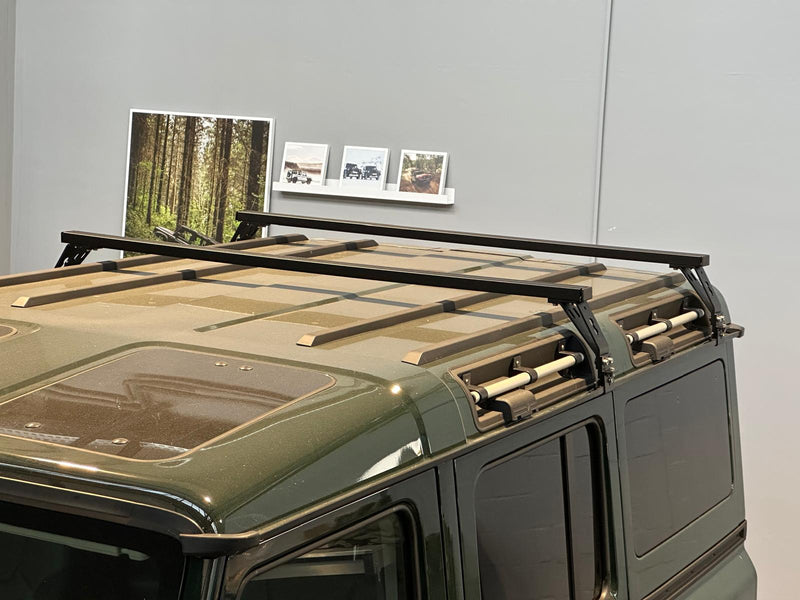 Laden Sie das Bild in Galerie -Viewer, Rolling Space Querträger Ineos Grenadier | SpaceBar