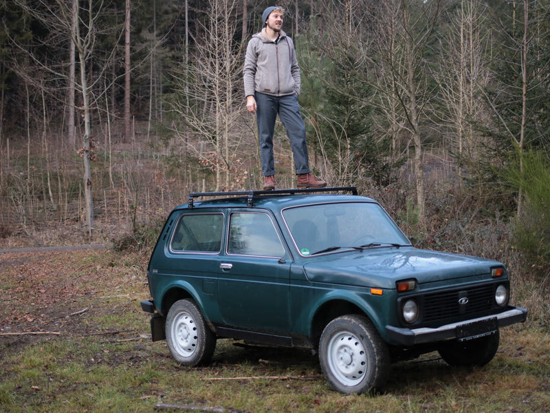 Laden Sie das Bild in Galerie -Viewer, Rolling Space Dachträgersystem SpaceRack | Lada Niva Taiga 4x4