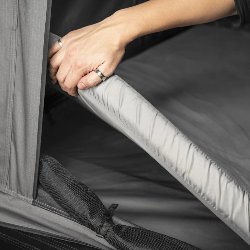 Laden Sie das Bild in Galerie -Viewer, HORNTOOLS Triangle Dachzelt Cloud