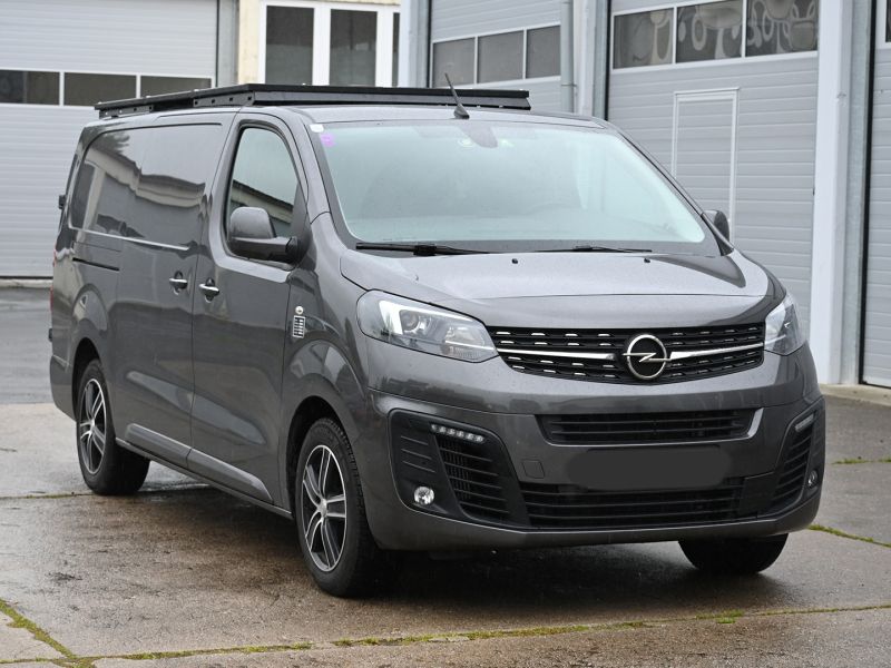 Laden Sie das Bild in Galerie -Viewer, Rolling Space Dachträgersystem Toyota ProAce II | SpaceRack

