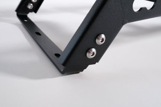 Rolling Space Landrover Defender Seitenleiter | SpaceClimb