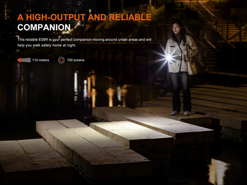 Laden Sie das Bild in Galerie -Viewer, Fenix E06R vereint Weißlicht, UV-Licht und Laserpointer, 700 Lumen
