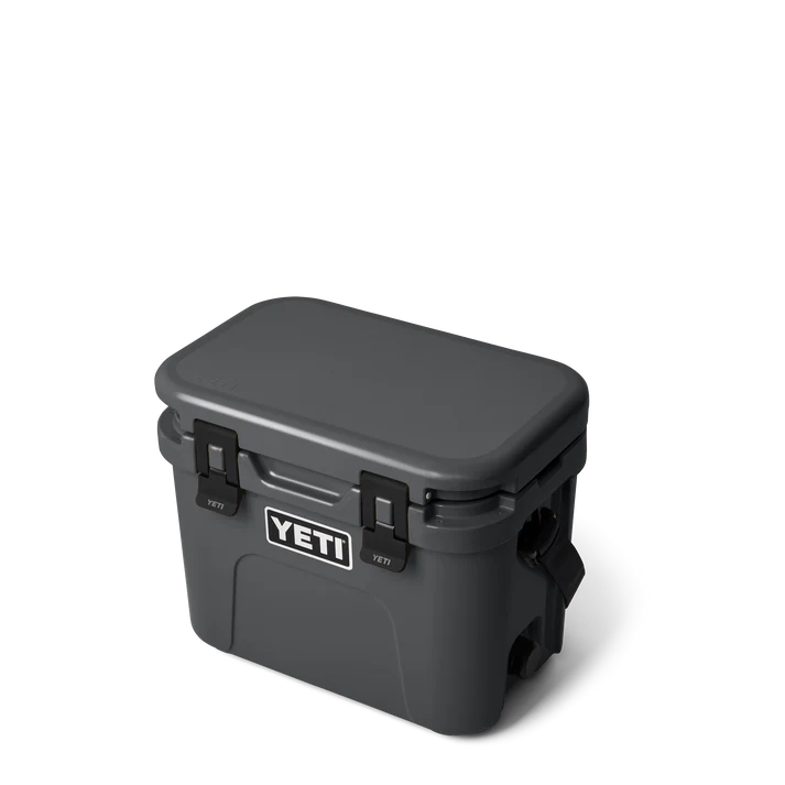 Laden Sie das Bild in Galerie -Viewer, YETI Roadie® 15 Kühlbox
